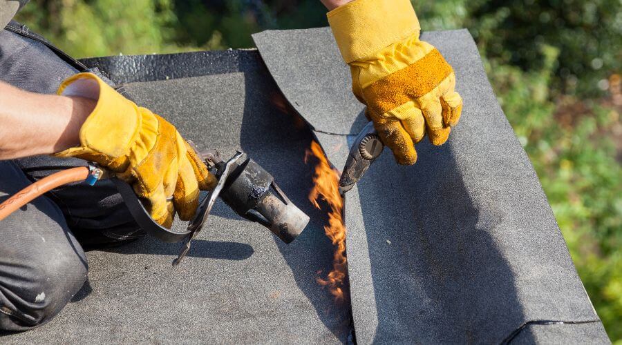 Professional residential roofers in Cordova, MD